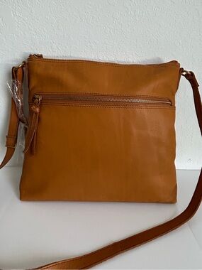 Margot NY Tan leather shoulder purse